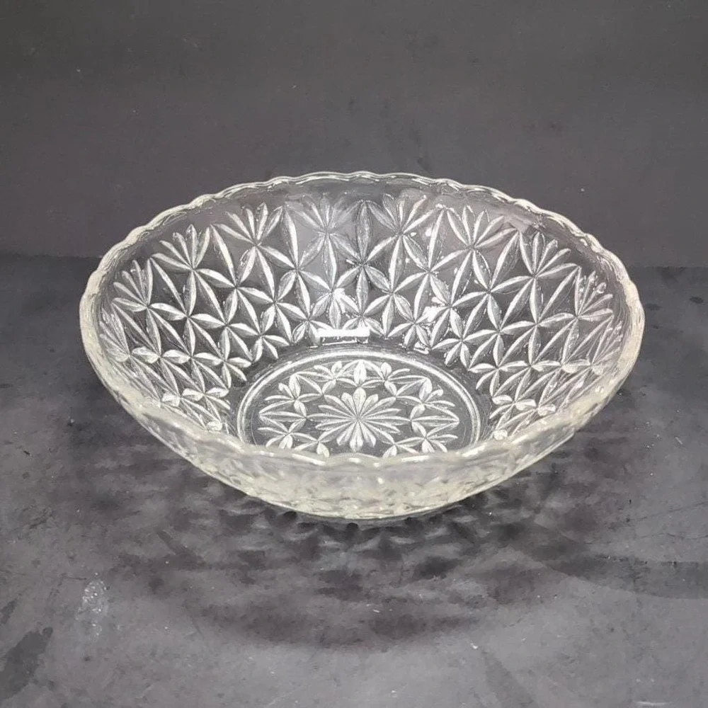 Pressed‎ Glass Petal Design Clear Serving Bowl, Replacement Vintage Glassware